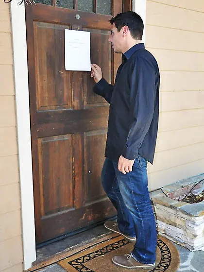 Alluring pornstar babe Jessica Jaymes gets fucked on the bed in