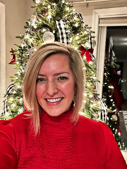 Nikki shows off all her body inside & out the club