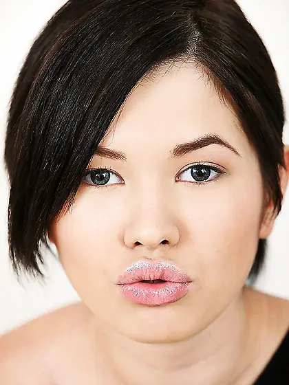 Tiny tits pussy close up teen