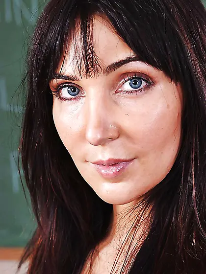 High heels brunette skirt