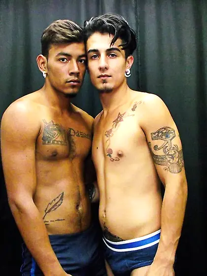 Latin gay 2GAYSLOVERS like to snapshot
