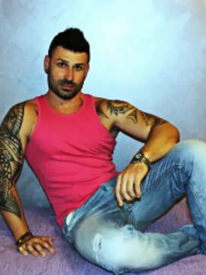 Brunette Josh Striptease.