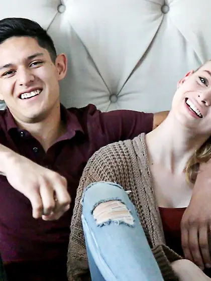 Great bed sex for a blonde and her muscled...