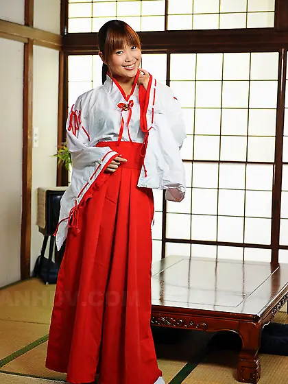 Sexy Yuuno Hoshi is playing with the body from time to time flas