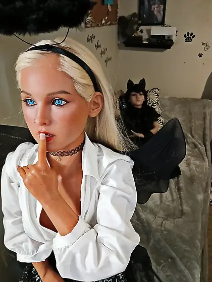 My ladies,  silicone sexdolls