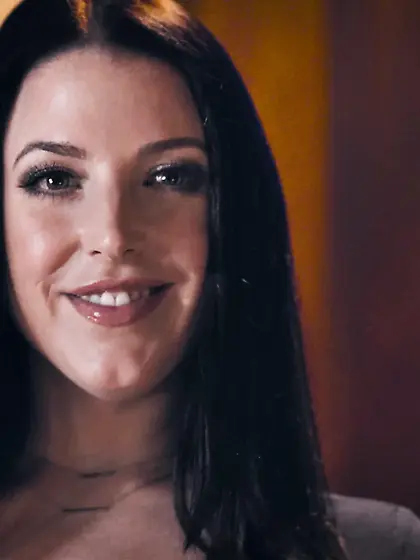 Black-haired nympho with big naturals shows what she's capable o