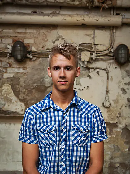 Kinky redhead plays guys