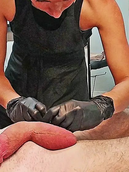 Waxing erection - CFNM.  Happy waxer! 2