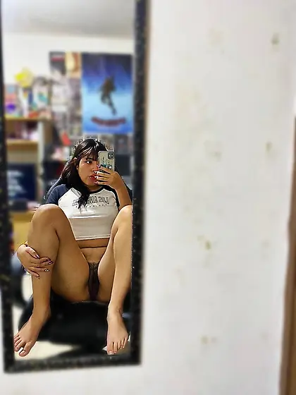 M1riam 0ropeza soles and holes