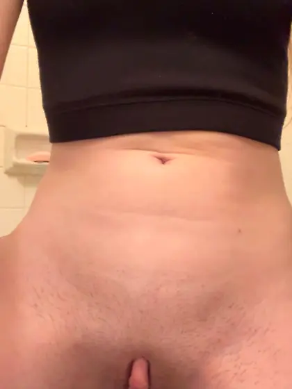 Tight slut Alyssa squirting exposed