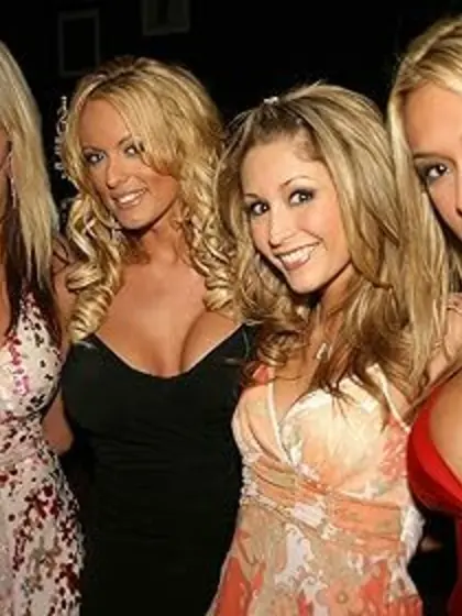 Janine,  Stormy Daniels,  Monique Alexander,  blonde