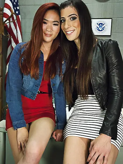 Gorgeous teen tranny dark