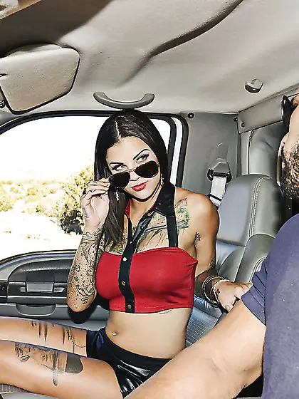 Pretty mom seduction