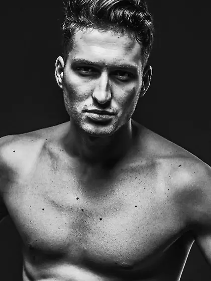 White man danielk smoking