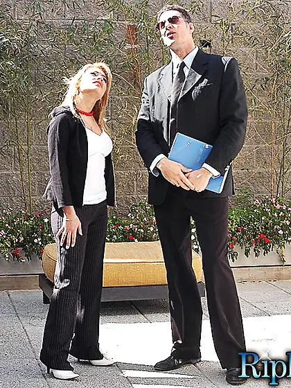 Stud horny rips blondes