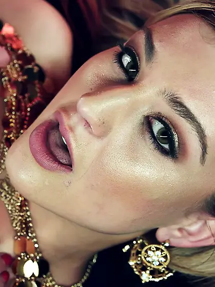 Ass smashing for a bangable blonde