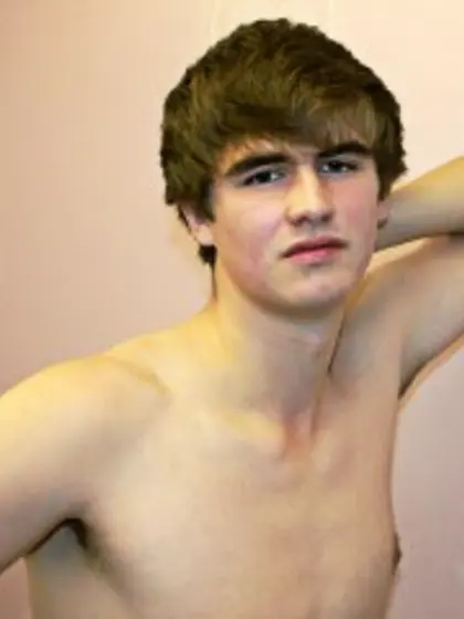 Brunette stuart perform close