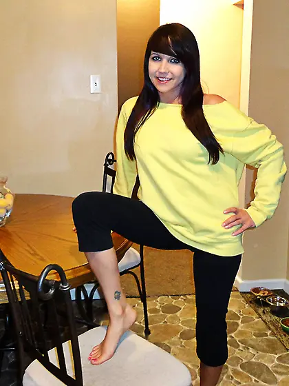 Yellow top black pants