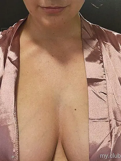 Olivia Burq Free Photos