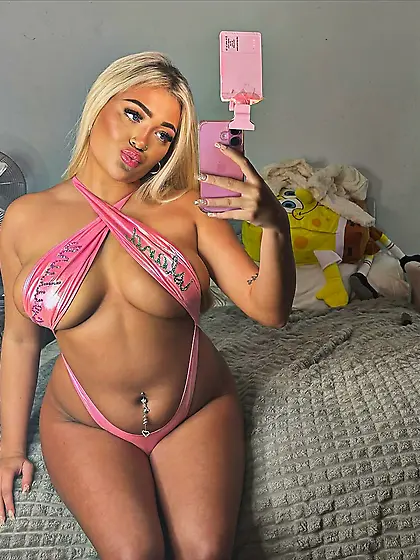 Fat bimbo whore