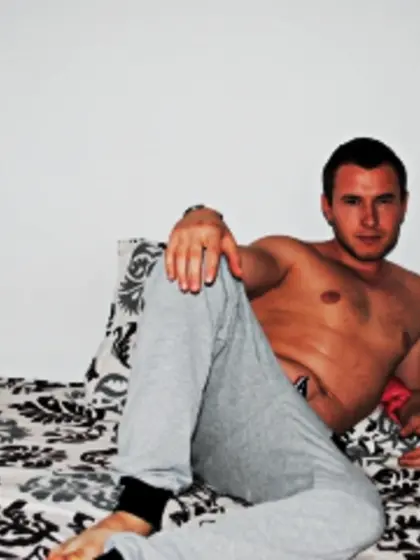 Brunette mike perform anal