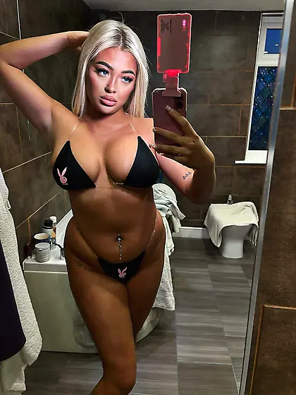 Fat bimbo whore