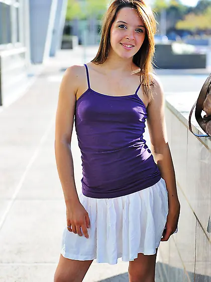 Teen chick Jaslena Jade plays with her hairless pussy outdoors a