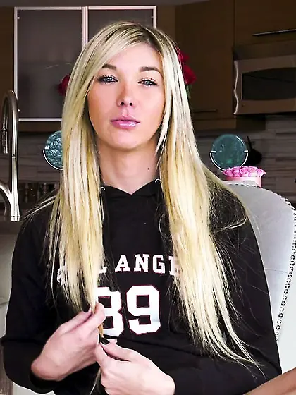 Blonde american milf gangbanged