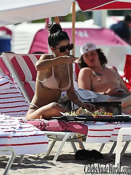 Alexandra Michelle Nude