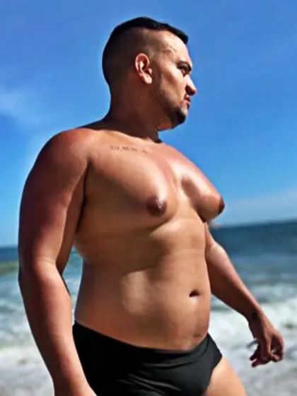 Huge (Male) Tits of every flavor