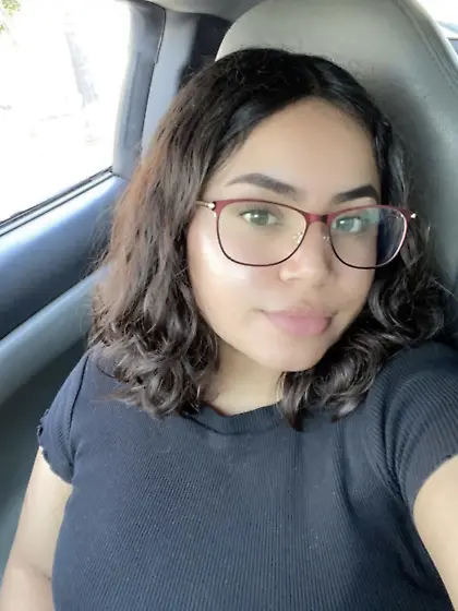 Cousin begging for cum on her face