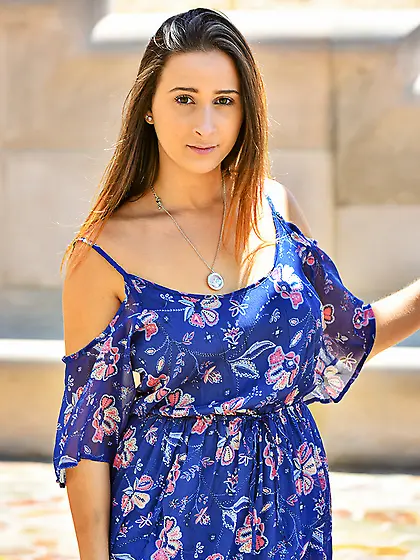 Young gal stunning smile