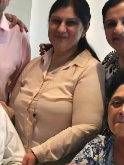 My chunky thiqq horny aunt... yay or nay ?