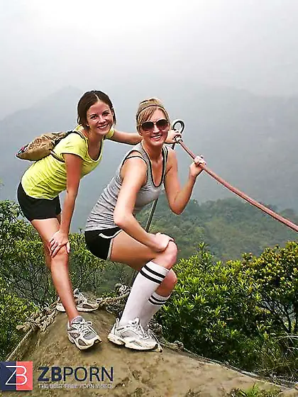 Ultra-Cute lil' teeny- plz sloppy comment