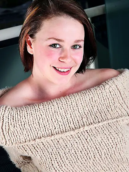 Provocative young natural tits