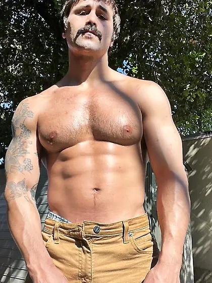 Huge (Male) Tits of every flavor