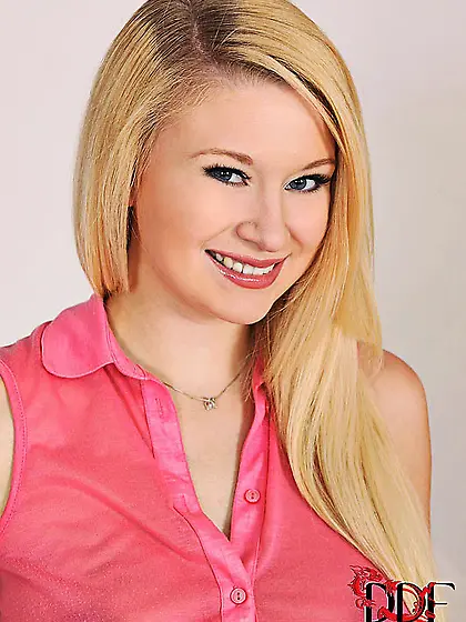 British seductive hot legs and feet