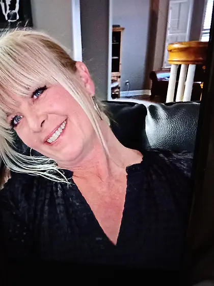 New pictures of my sexy ass milf of a mother n law