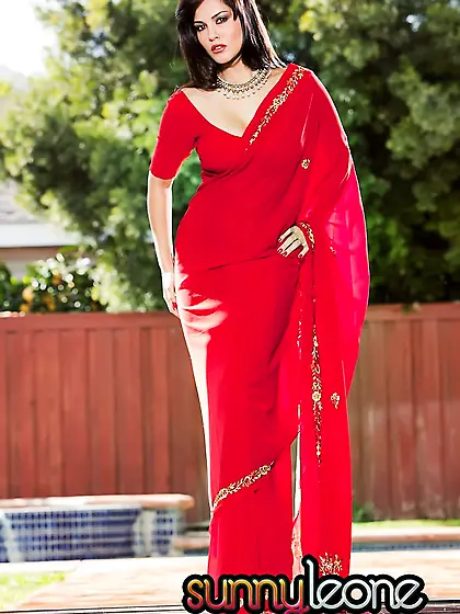 Horny brunette model Sunny Leone strips her red gown and shows h