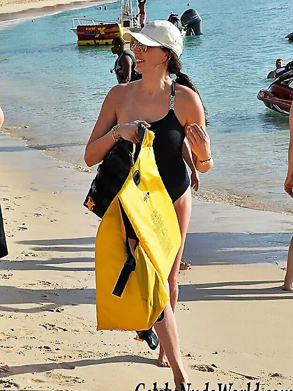 Lauren Silverman Sexy