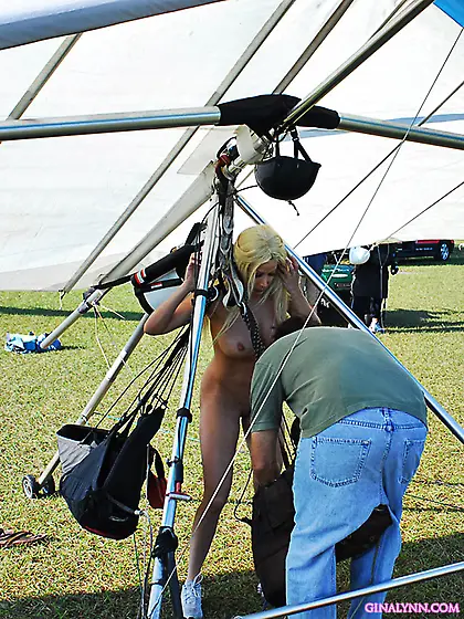 Sexy wild nude blonde