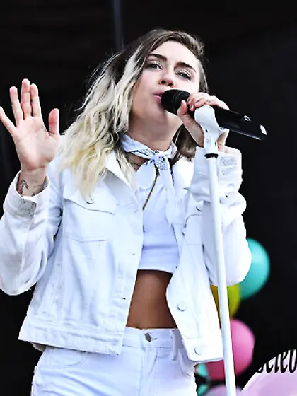 Miley Cyrus Has Legs For Days