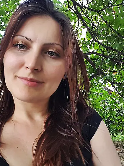 Petite bisexual milf