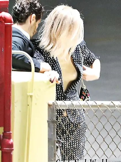 Cara Delevingne Sexy