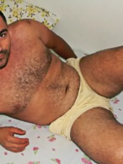 32 yo brunette Mostwanted11.