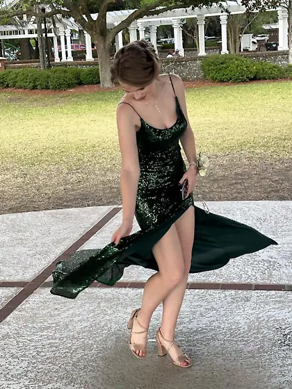 Sexy Slut Sydney is a prom whore…