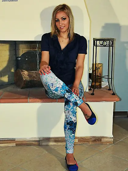 Blonde pretty feet