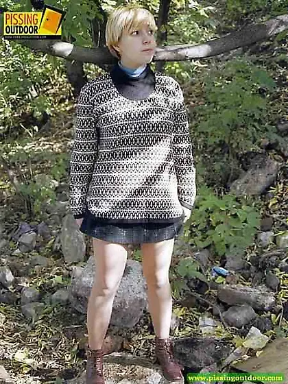 Bad girl peeing