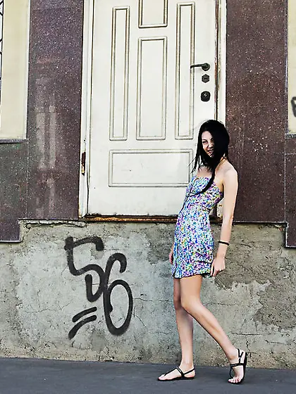 Chick sexy dress bends