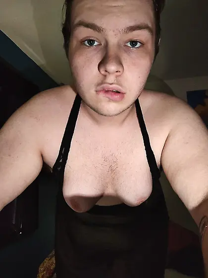 Fag Charlie (19) exposed